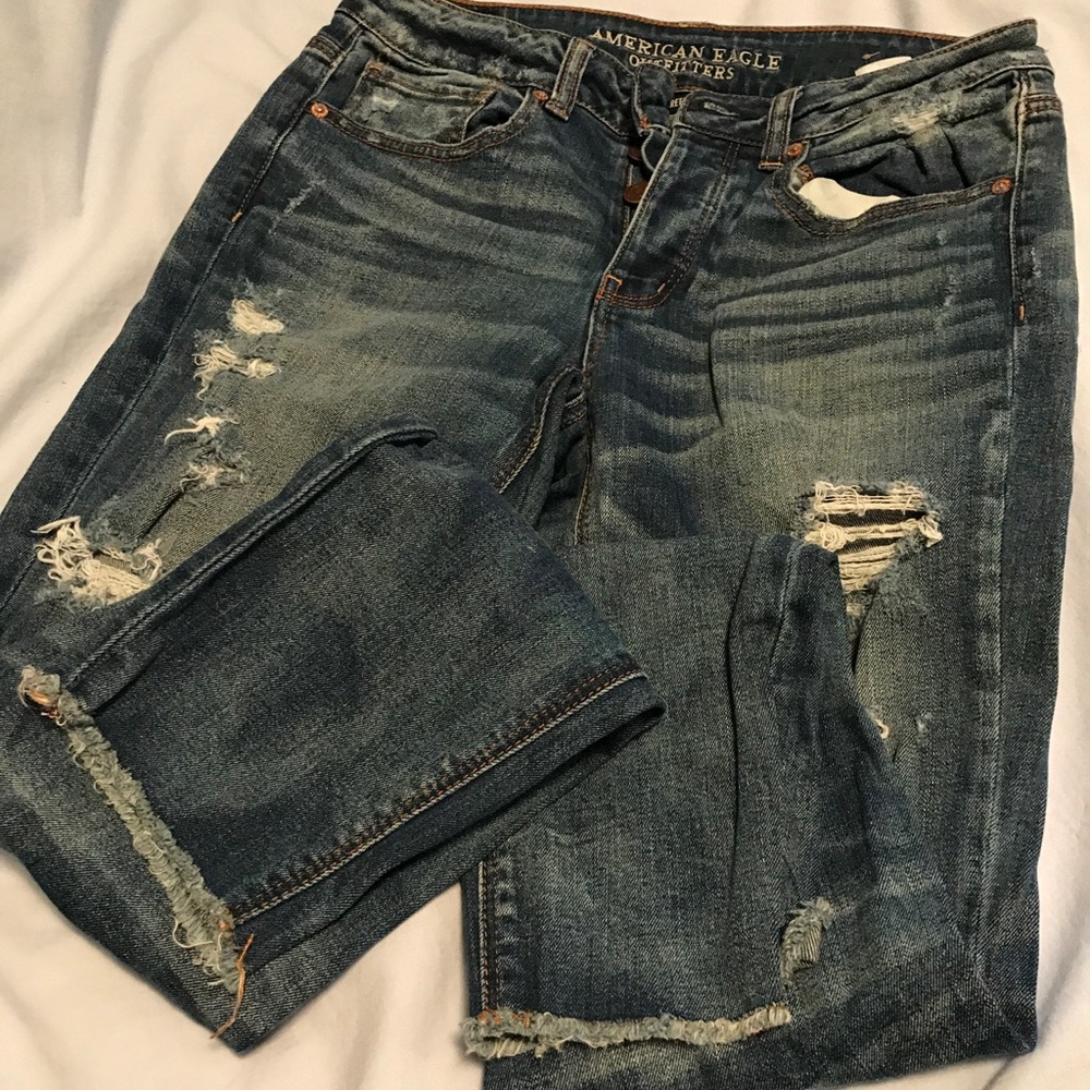 AE Tomgirl Jeans